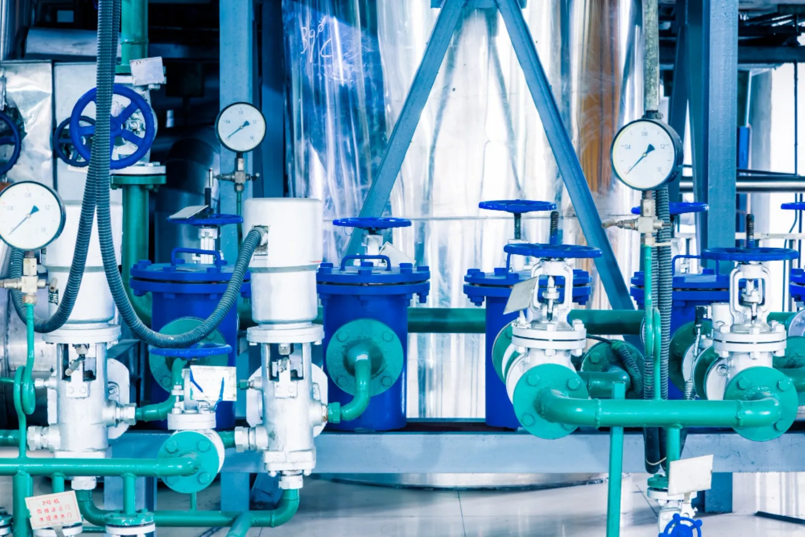 Hydro Pneumatic Pressure Booster System for High-Rise Buildings